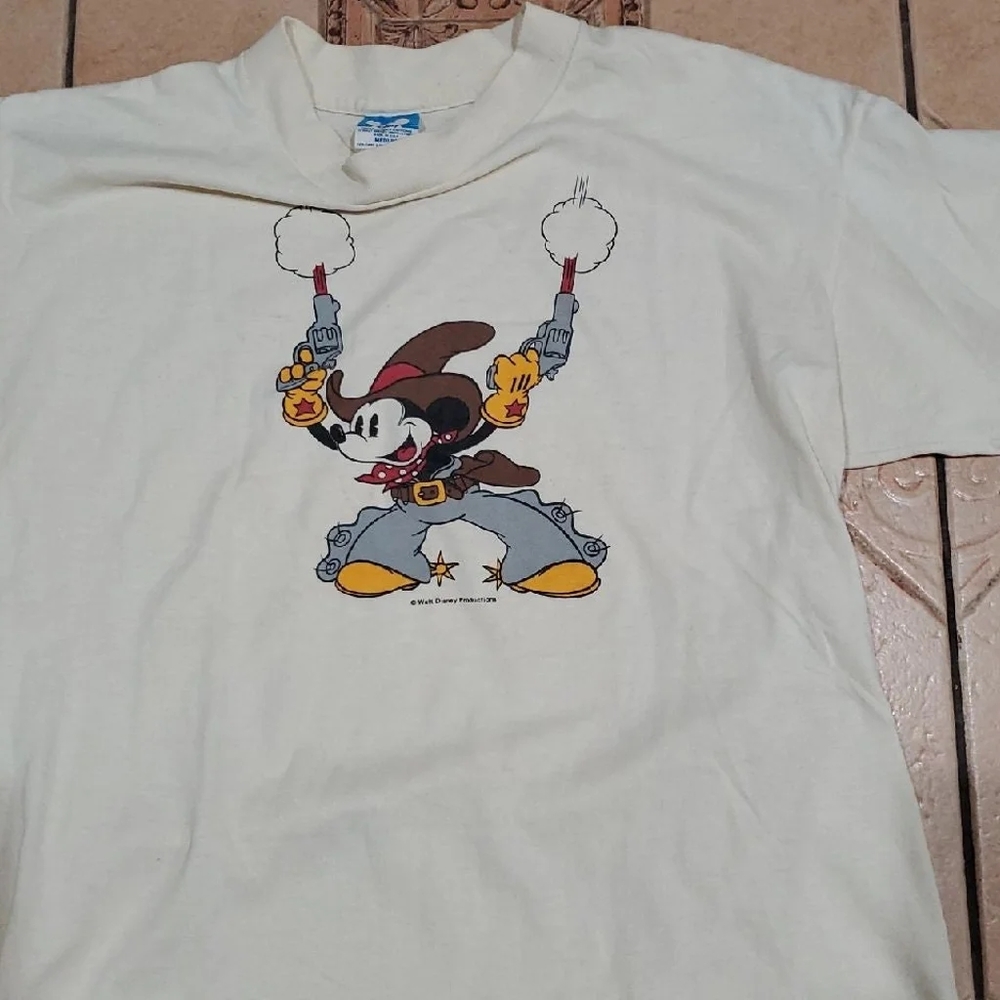 T-shirt
